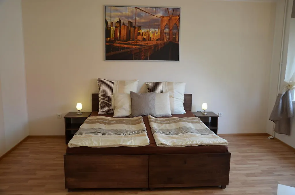 Pensión Pension Laabs Schönefeld