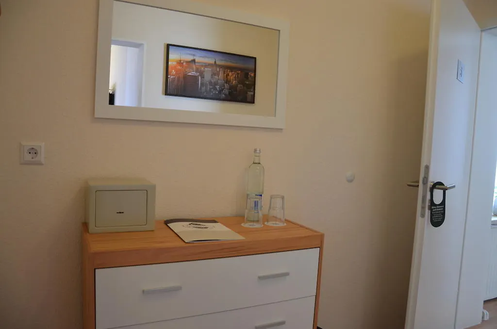 Pension Laabs Schönefeld Alemania